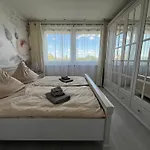 Apartment Sweet *